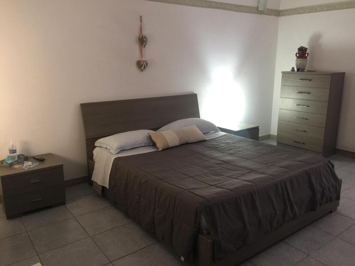 B&B Il Tulipano ตารันโต ภายนอก รูปภาพ