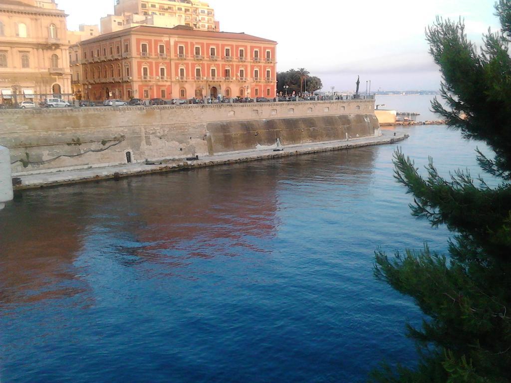 B&B Il Tulipano ตารันโต ภายนอก รูปภาพ